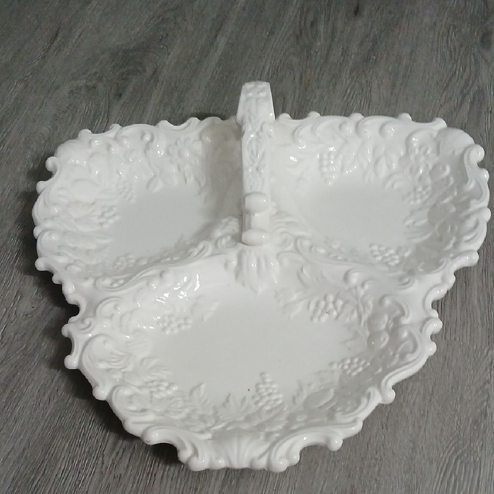 Lefton Elegant White Ceramic Serving Tray with handle